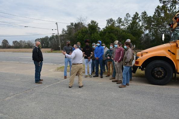 LMC Hosts Students from Seminole County Middle High School